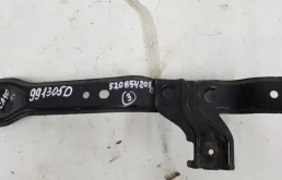 Кронштейн замка капота для Toyota RAV4 на фотографиях