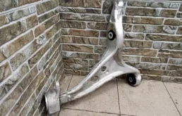 Рычаг передний правый нижний для Mercedes-Benz GL class на фотографиях