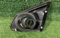 Фонарь внутренний левый для Nissan Qashqai 2010 года на фотографиях