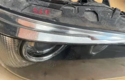 Фара правая для BMW 5er 2004 года на фотографиях