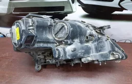 Фара левая для Mercedes-Benz M class 2007 года на фотографиях