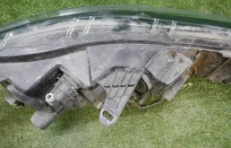 Фара левая для Nissan Qashqai 2013 года на фотографиях