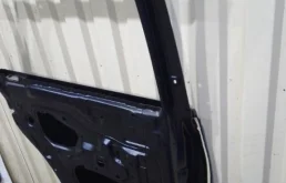 Дверь задняя левая для Toyota Land Cruiser 2013 года на фотографиях
