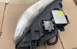 Фара правая для Volvo S80 2014 года на фотографиях