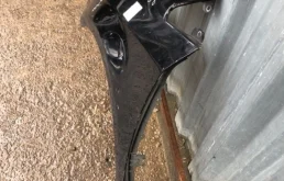 Крылья для Toyota Avensis 2013 года на фотографиях