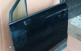 Дверь передняя левая для Subaru Forester 2016 года на фотографиях