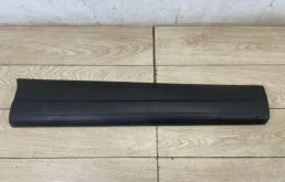 Усилитель переднего бампера для Volkswagen Tiguan 2012 года на фотографиях