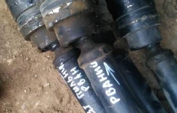 Карданный вал передний для Mitsubishi Pajero 2012 года на фотографиях