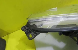 Фара левая для Ford Kuga 2017 года на фотографиях