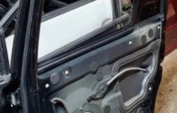 Дверь задняя правая для Volvo XC90 2009 года на фотографиях