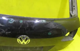 Дверь багажника для Volkswagen Touareg 2010 года на фотографиях