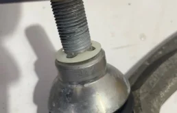 Рычаг передний левый нижний для Mercedes-Benz S class 2014 года на фотографиях