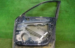 Дверь передняя правая для Mazda CX 5 2019 года на фотографиях