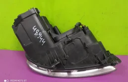 Фары для Volkswagen Caddy 2005 года на фотографиях