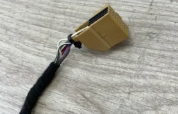 Стекла и зеркала для Volkswagen Touareg 2003 года на фотографиях