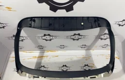 Накладка двери багажника для Lexus RX 2022 года на фотографиях