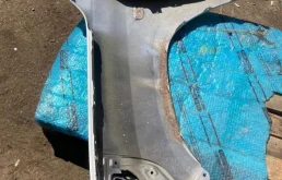 Крыло правое для Toyota Land Cruiser 2014 года на фотографиях