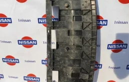 Спойлер переднего бампера для Nissan X-Trail 2018 года на фотографиях