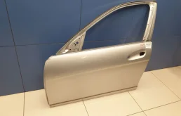 Двери для Mercedes-Benz C class 2009 года на фотографиях