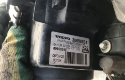 Фара левая для Volvo S80 2005 года на фотографиях