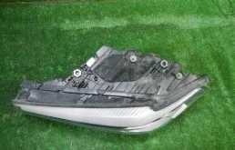 Фара левая для BMW 5er 2019 года на фотографиях