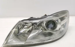 Фары для Skoda Octavia 2012 года на фотографиях