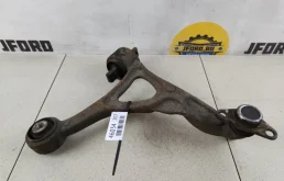 Рычаг передний правый нижний для Volvo XC90 2005 года на фотографиях