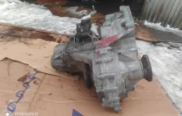 МКПП для Volkswagen Golf 2009 года на фотографиях