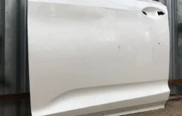 Дверь передняя левая для Lexus RX 2022 года на фотографиях