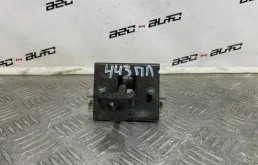 Ограничитель двери задний левый для Citroen C4 2010 года на фотографиях