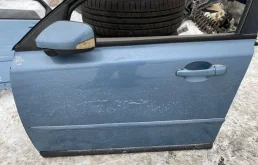 Дверь передняя левая для Volvo S40 2011 года на фотографиях