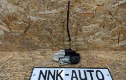 Уплотнитель передней правой двери для Kia Ceed 2007 года на фотографиях