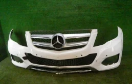 Бампер передний для Mercedes-Benz GLK class 2009 года на фотографиях