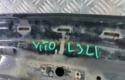 Капот для Mercedes-Benz Vito 2008 года на фотографиях