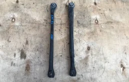 Рычаг передний правый нижний для BMW X3 2004 года на фотографиях