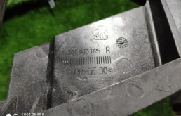 Фара правая для BMW X3 2008 года на фотографиях