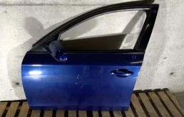 Дверь передняя левая для Audi A4 2011 года на фотографиях