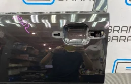 Дверь передняя левая для Mercedes-Benz C class 1996 года на фотографиях