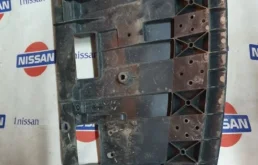 Спойлер переднего бампера для Nissan X-Trail 2018 года на фотографиях