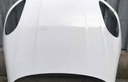 Капот для Porsche Macan 2023 года на фотографиях