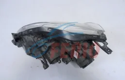 Фара левая для Nissan X-Trail 2005 года на фотографиях