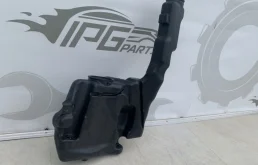 Бачок стеклоомывателя передний для Mercedes-Benz C class 2014 года на фотографиях