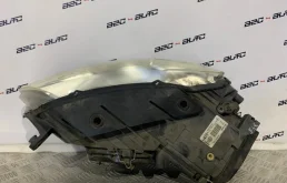 Фары для Volkswagen Passat 2006 года на фотографиях