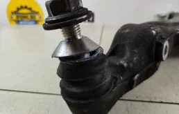 Рычаг передний правый нижний для Volvo XC90 2018 года на фотографиях