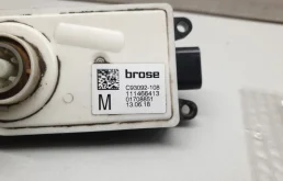 Моторчик корректора фары для BMW 5er 2018 года на фотографиях