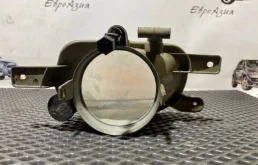 Противотуманка (ПТФ) передняя левая для Volvo XC90 2004 года на фотографиях