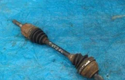 Привод передний левый для Nissan X-Trail 2014 года на фотографиях