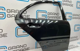 Дверь багажника для Mercedes-Benz C class 2005 года на фотографиях