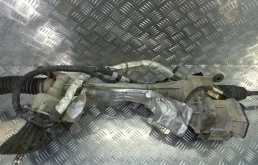 Электроусилитель руля для Ford Focus 2014 года на фотографиях