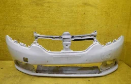 Бампер передний для Renault Logan 2018 года на фотографиях